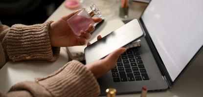Guida completa all’acquisto di profumi originali online