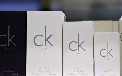Profumi calvin klein la rivoluzione vintage e digitale amata dai giovani