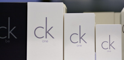 Profumi calvin klein la rivoluzione vintage e digitale amata dai giovani